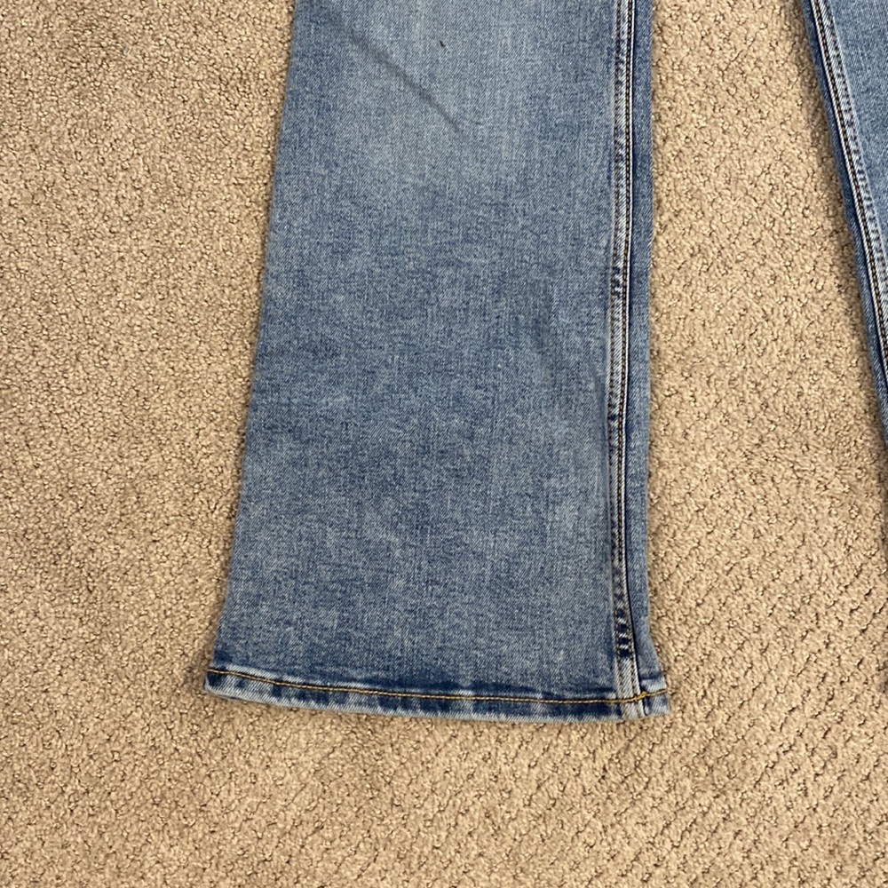 Flare Jeans - Picture 2 of 5